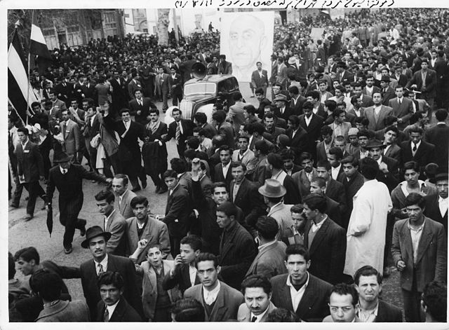 Pro Mossadeq demonstration in Tehran, 1952. Source: Wikimedia Commons